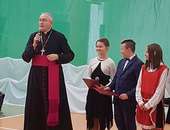 Wizyta biskupa w ZSP Chynów
